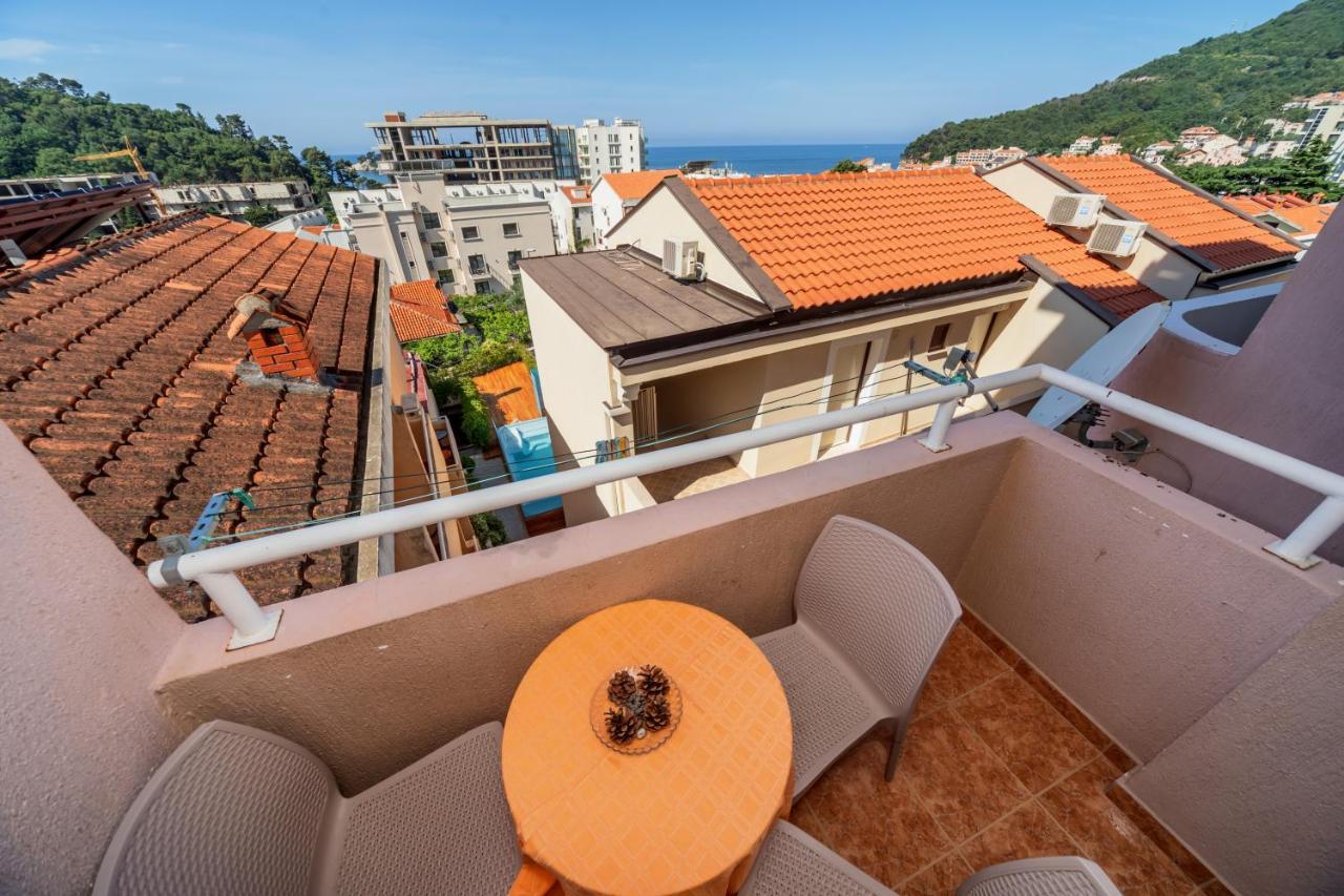 Apartments Pod Lozom With Seaview Petrovac Værelse billede